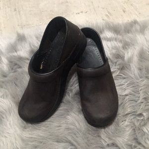 Dansko clogs size 7